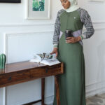 Ripe Olive Raised Collar Jilbab